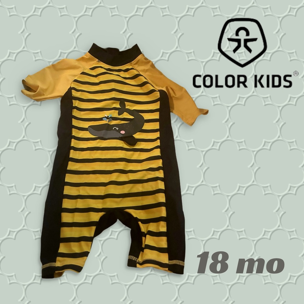 ⬇️👌VGUC COLOR KIDS | 18 mo | One piece stripes SWIMSUIT YELLOW WHALE